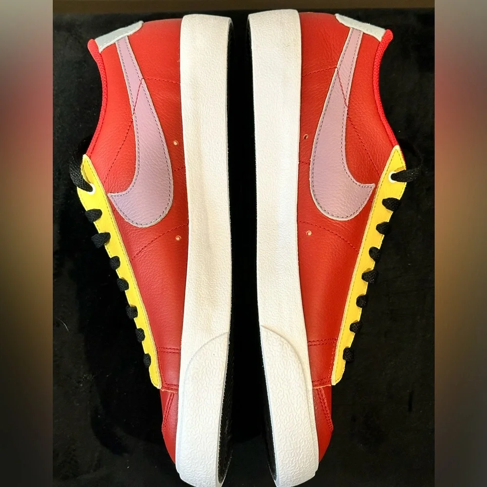 NEW Nike Blazer Low NBY (OD) Casual Sneaker - US Size Mens 10.5 (fits Women 12)